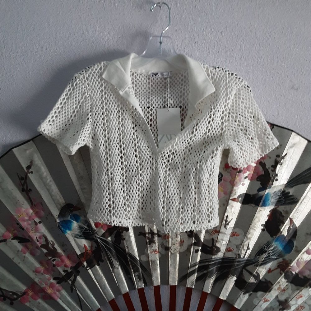 White perforated mesh crop top polo